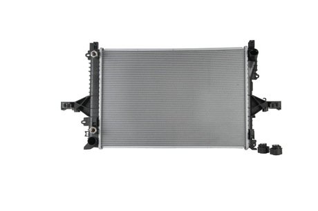 65553A NISSENS Радиатор охлаждения двигателя Volvo S60/S80/V70/XC70 00- , ширина 421 mm АКПП