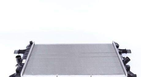 53000 NRF Радиатор системы охлаждения VAUXHALL Astra 1.6 98-