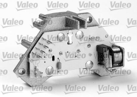 698032 Valeo Блок управления вентилятором